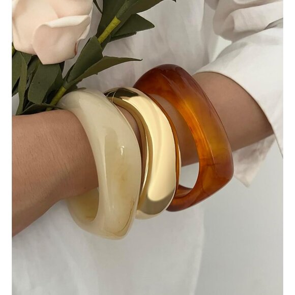 Chunky Gold Bangle Bracelets for Women, Dainty 14k Gold Plated Big Stackable Ban - Picture 7 of 9